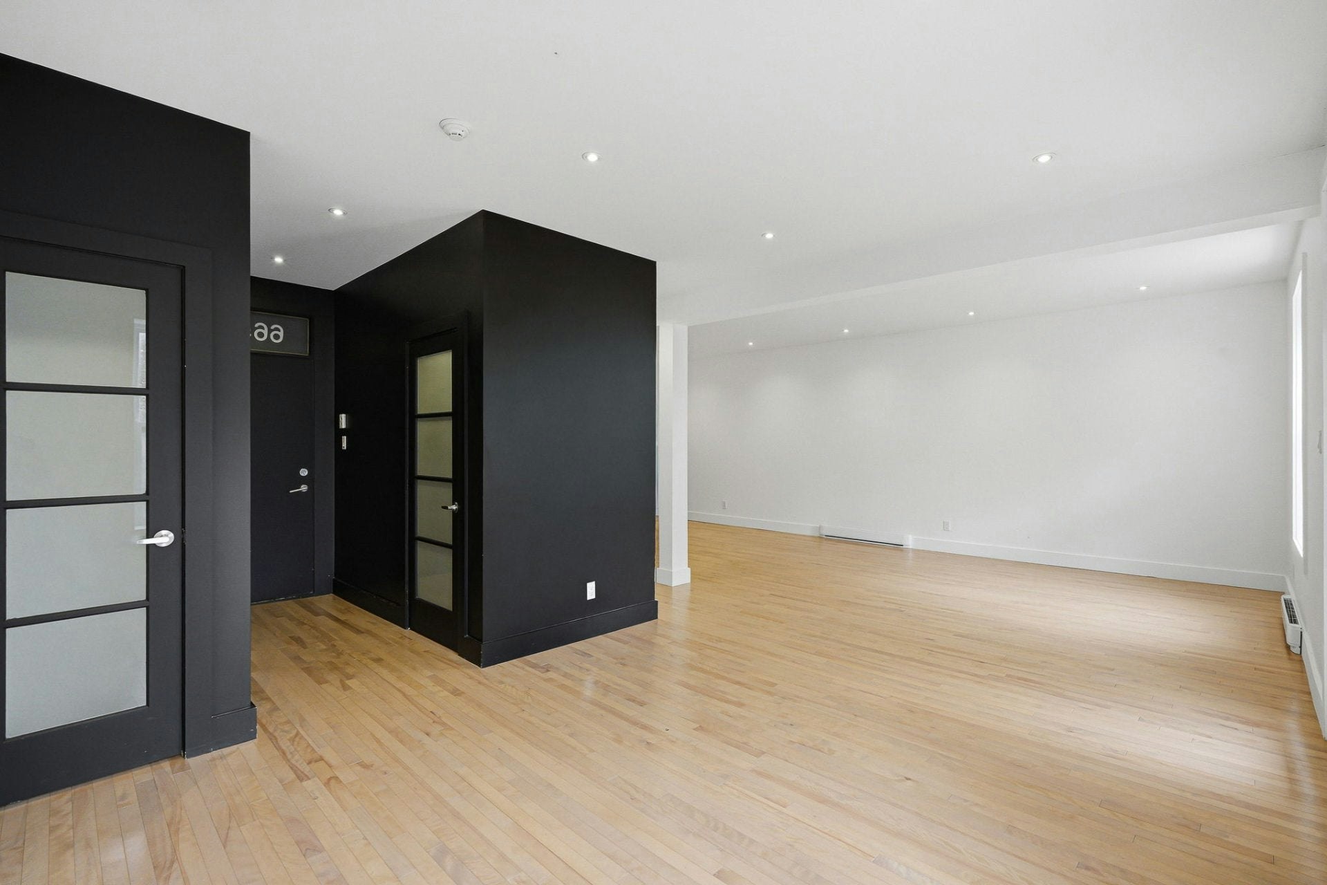 6652 Clark Rue, Montréal, QC, H2S 1P2 - 4