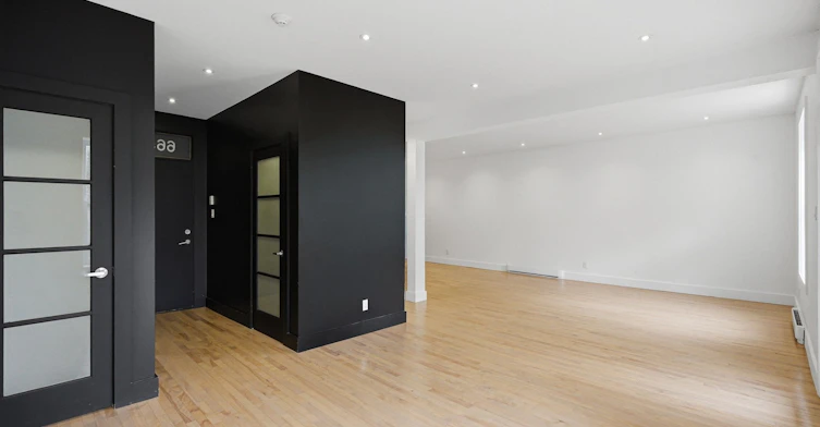 6652 Clark Rue, Montréal, QC, H2S 1P2 - 4