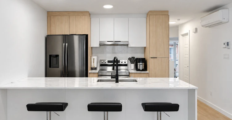 9428 Riverin Rue, Brossard, QC, J4X 3A6 - 2