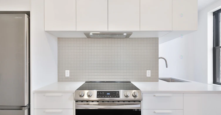 A-472 De La Congrégation Rue, Montréal, QC, H2V 1V3 - 3