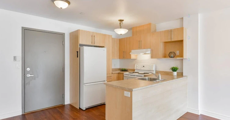 409-1920 Du Souvenir Boulevard, Laval, QC, H7N 0B3 - 2