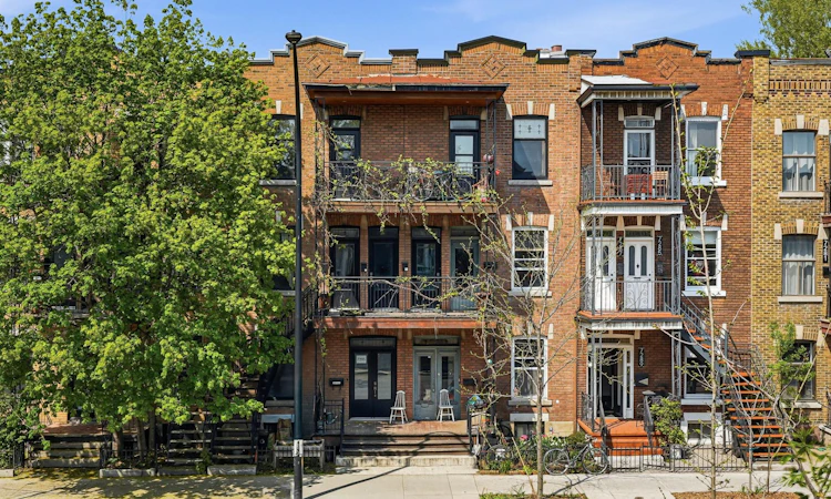 7301 St Denis Rue