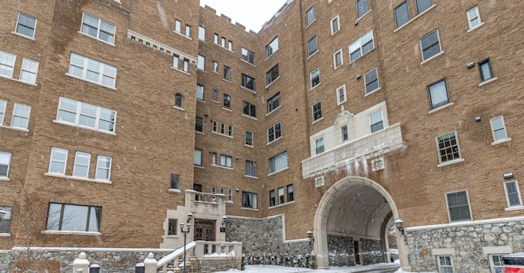 C73-3940 De La Côte Des Neiges Chemin, Montréal, QC, H3H 1W2 - 24