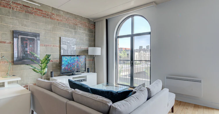 205-969 St Timothée Rue, Montréal, QC, H2L 3N2 - 4