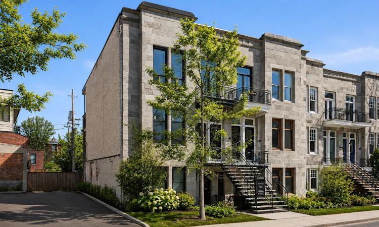 273 Melville Avenue