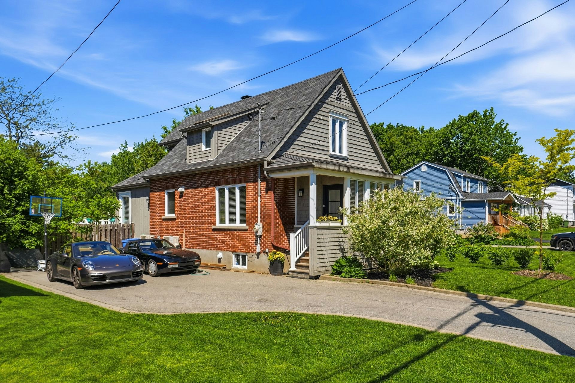 50 De La Pointe Claire Avenue, Pointe-Claire, QC, H9S 4M5
