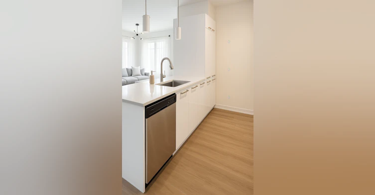 301-9660 William Fleming Rue, Montréal, QC, H8R 0C6 - 3