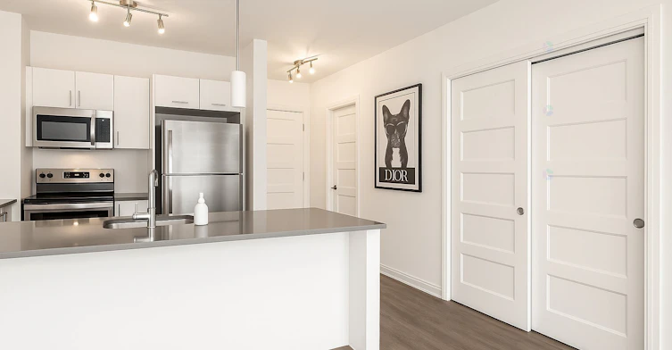 301-9660 William Fleming Rue, Montréal, QC, H8R 0C6