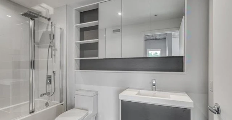 212-9290 Dubuisson Avenue, Montréal, QC, H3C 0Y1 - 3
