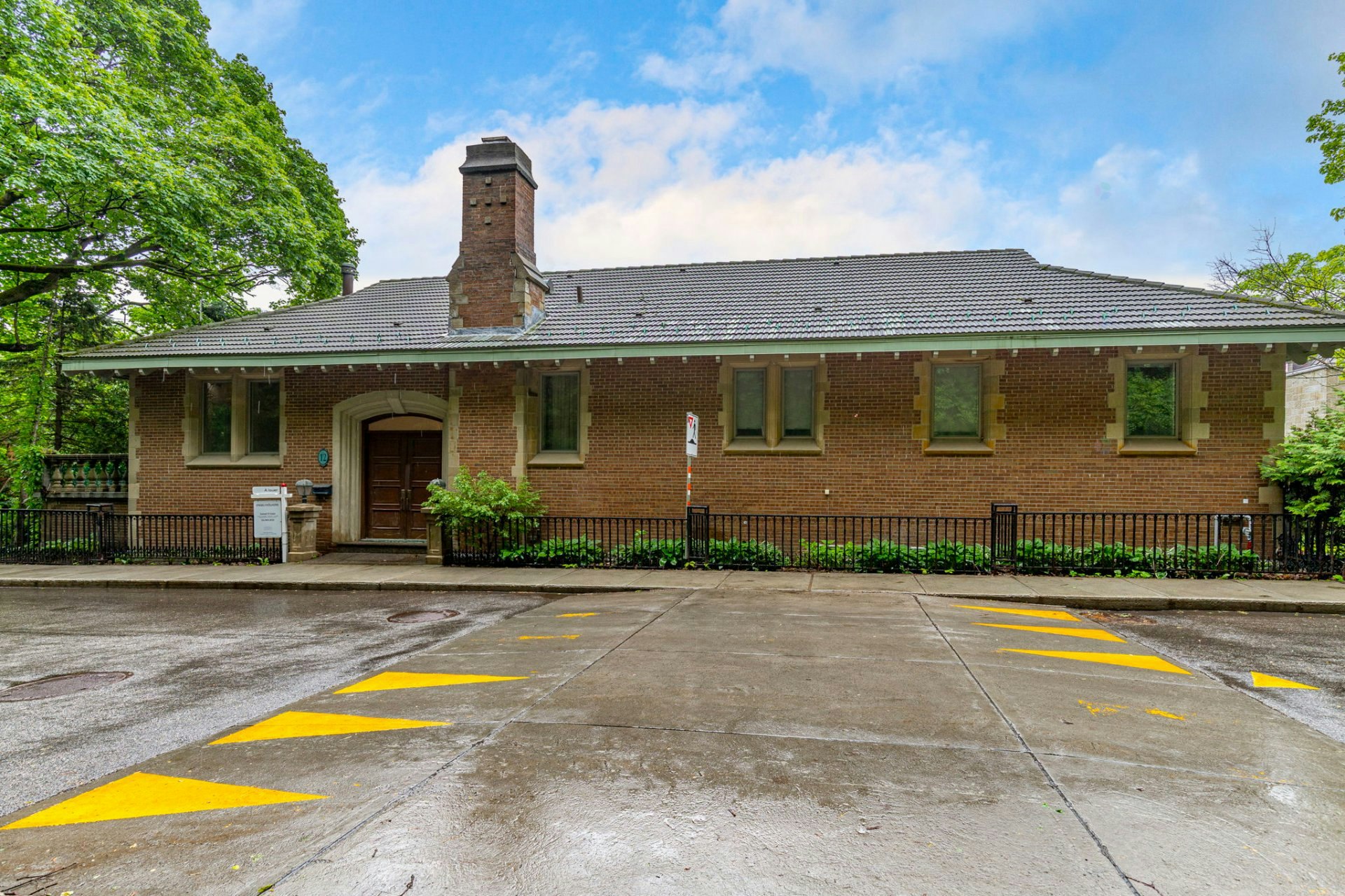 12 Sunnyside Avenue, Westmount, QC, H3Y 1C1 - 3