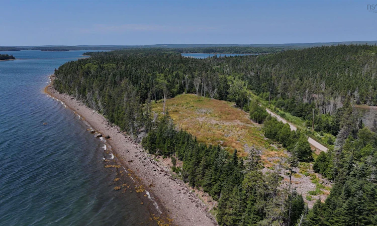 Lot-6 Mariner Way