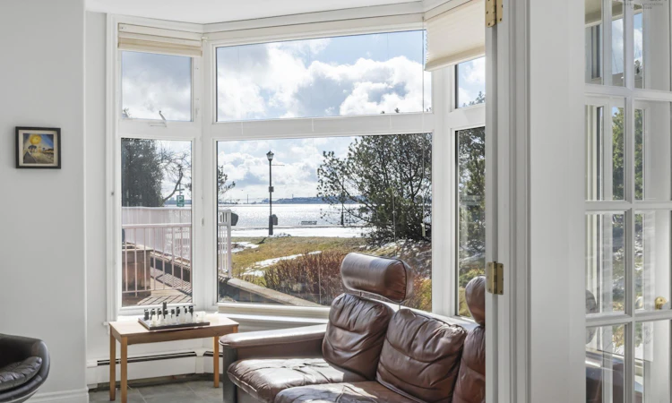 106-99 Waterfront Drive