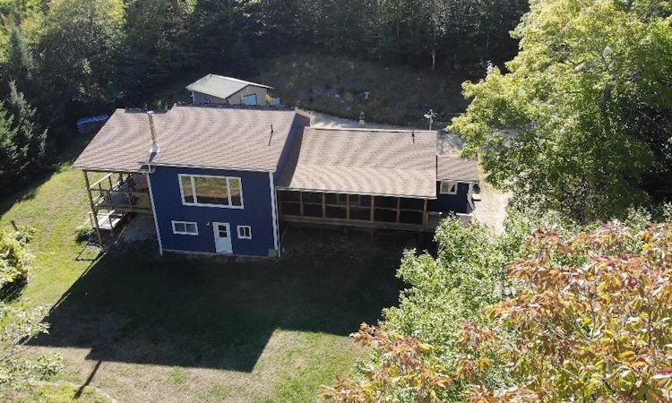 590 Gilberts Lane