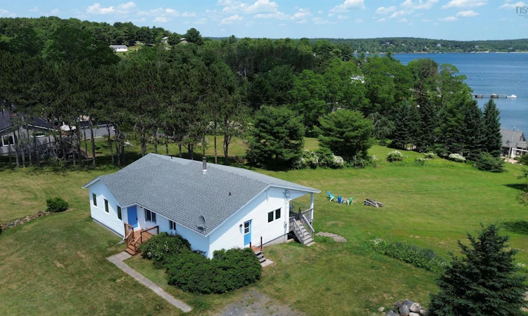 37 Orchard Heights