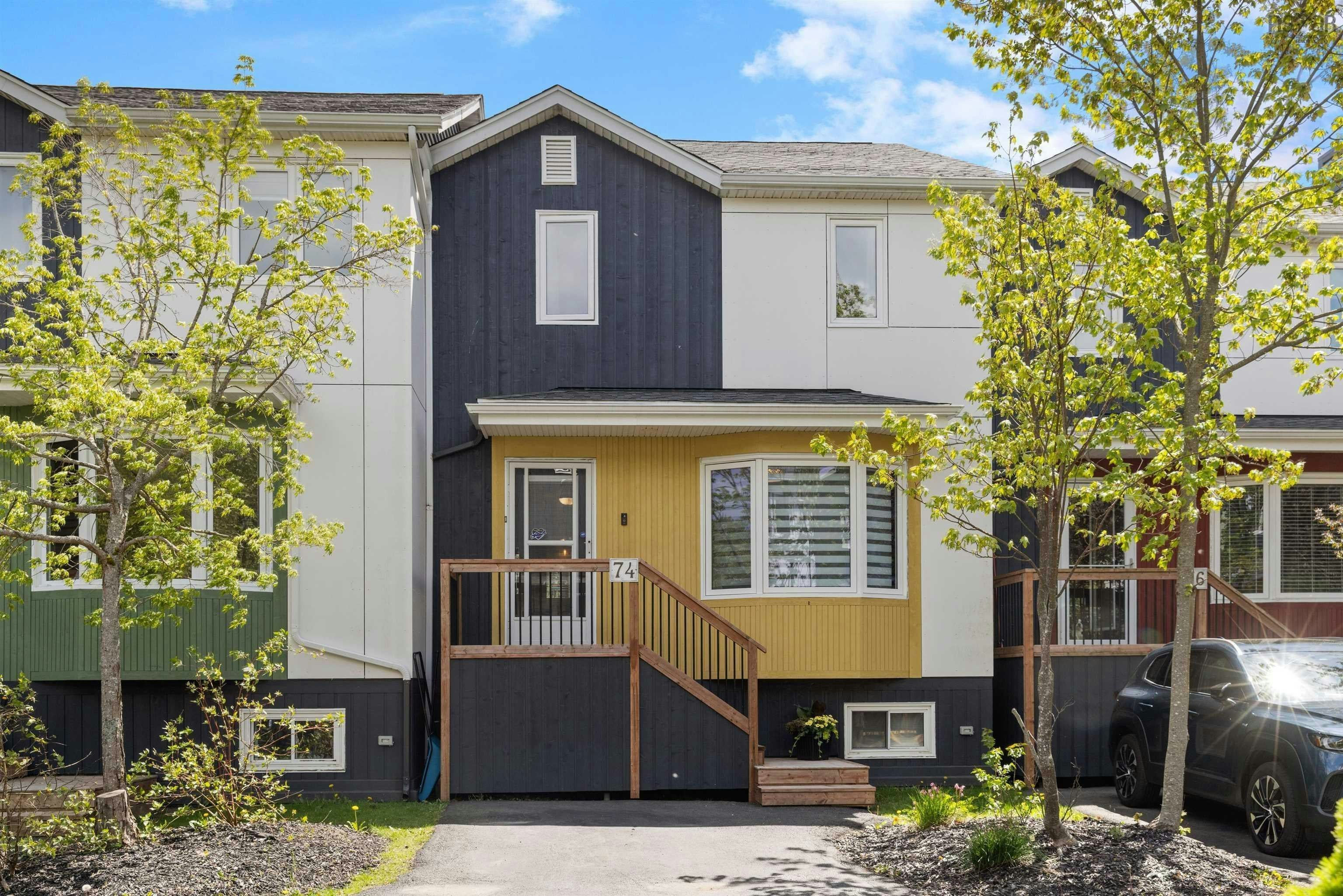 74 Attenborough Court, Halifax, NS, B3M 4C2