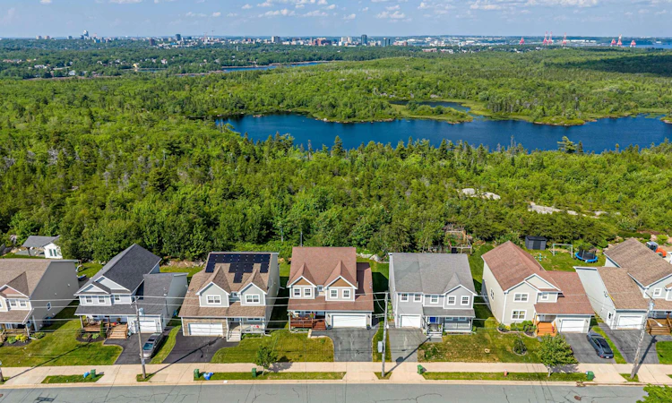 114 Alabaster Way