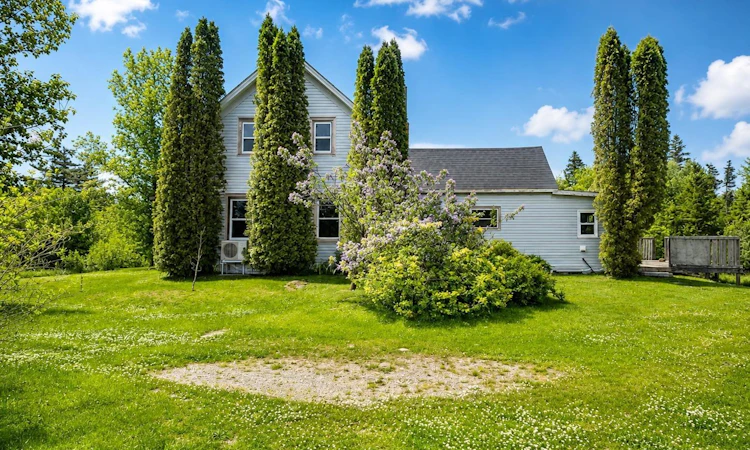 64 Latham Road