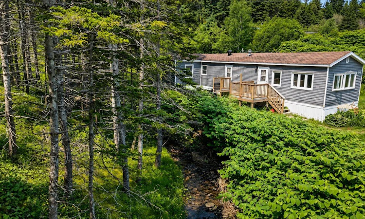 75 Broad Cove Banks Road