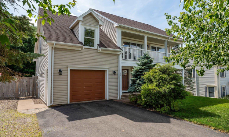 27 Stirling Avenue