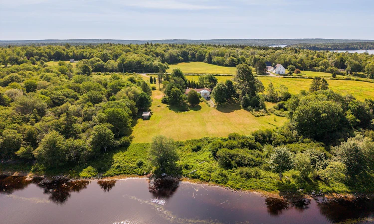 Kemptville-2357 203 Highway East