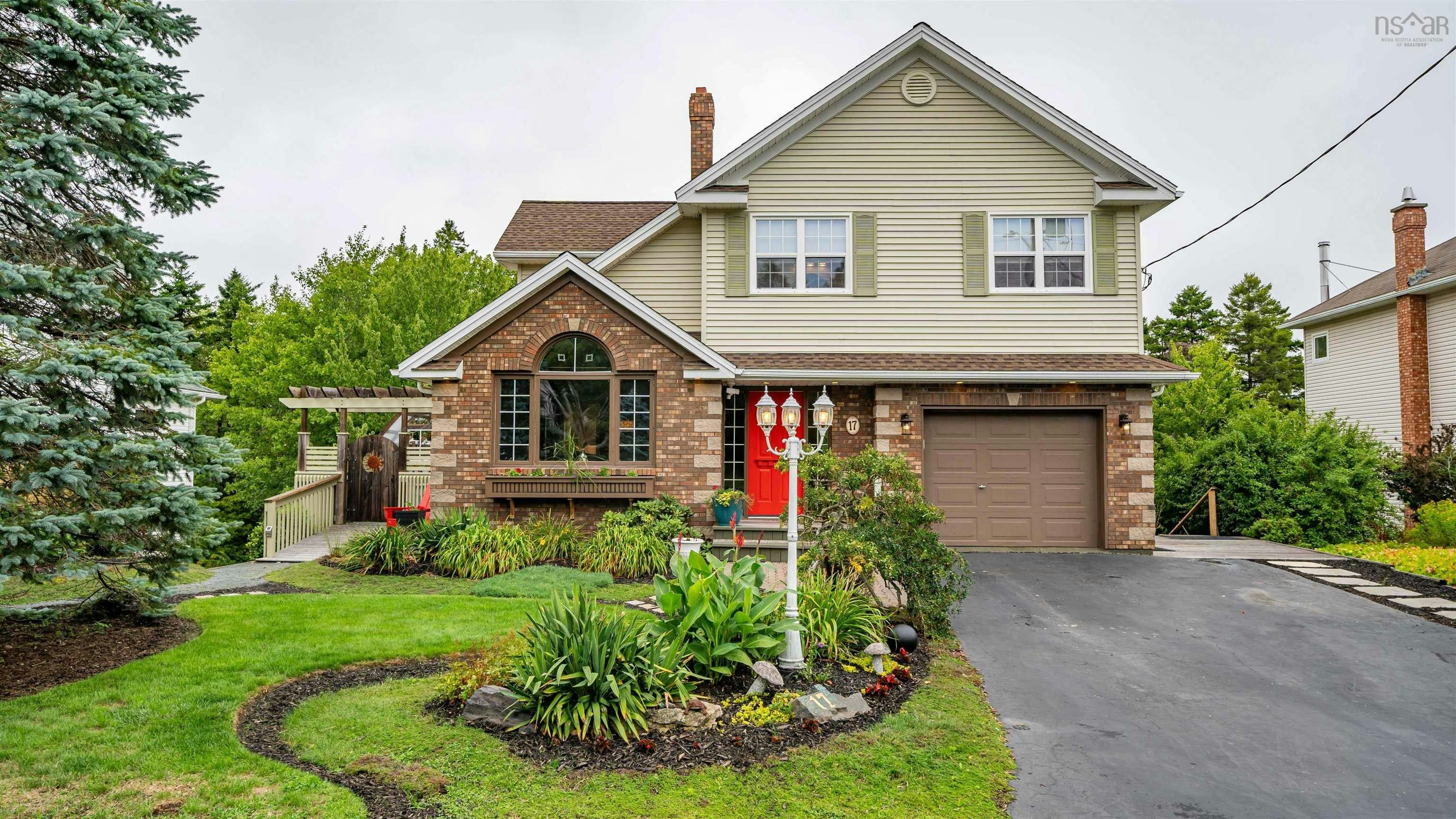 17 Oakley Avenue, Halifax, NS, B3M 3G6