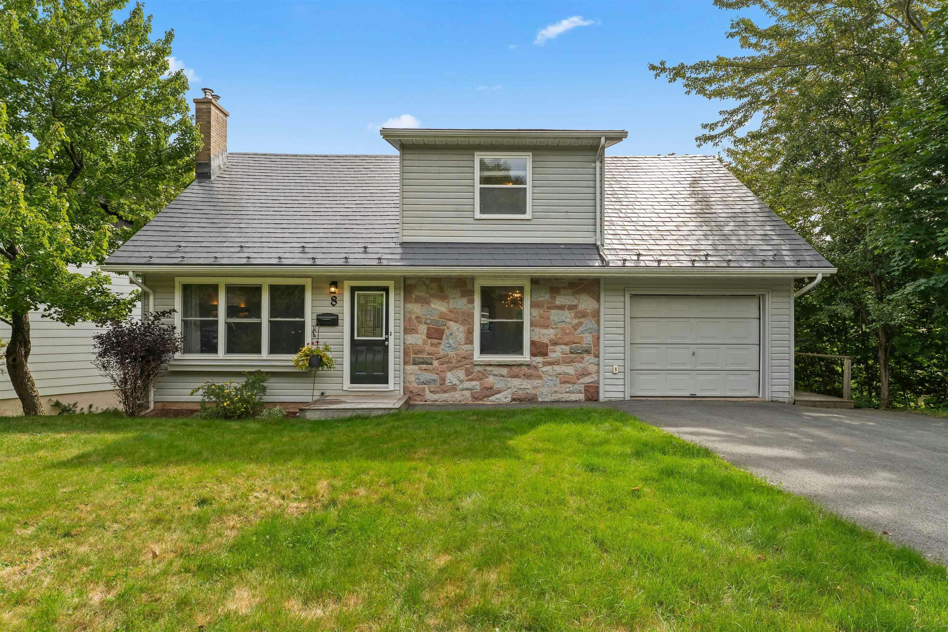 8 Fox Glove Lane, Halifax, NS, B3M 2R8