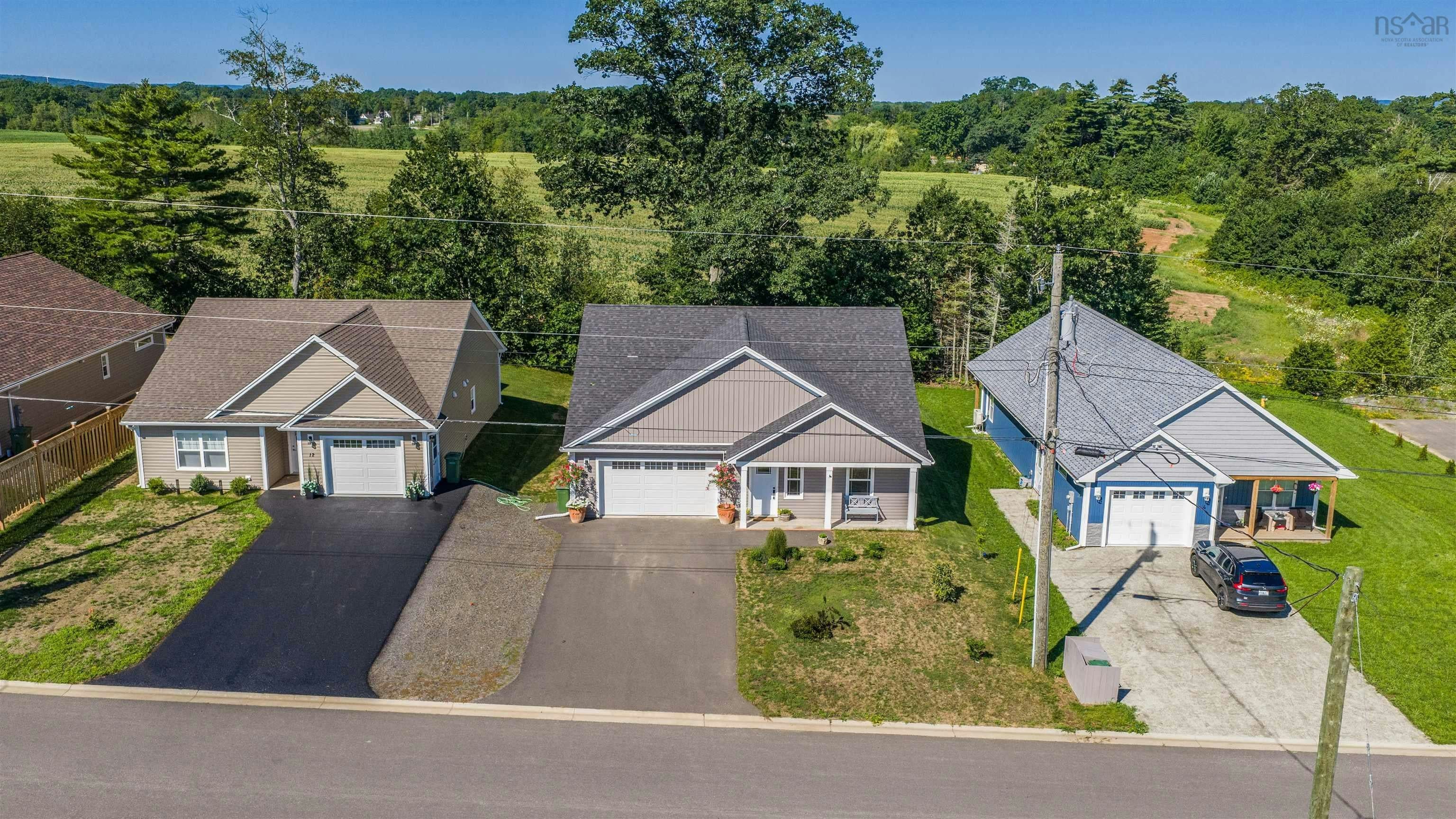 8 Covey Drive, North Kentville, NS, B4N 0H8