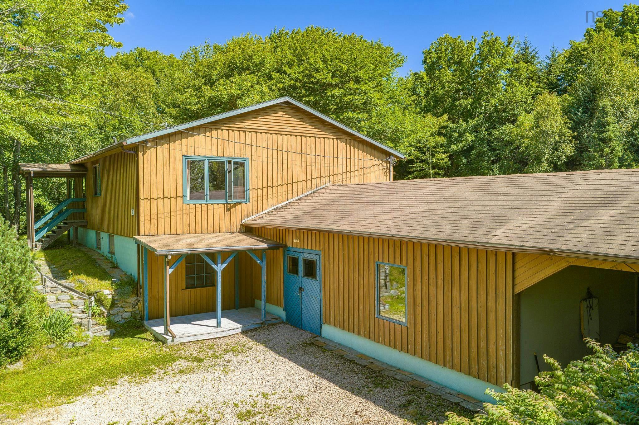 10 River Road, Port L'Hebert, NS, B0T 1V0