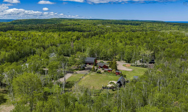 95 Forest Glade Road