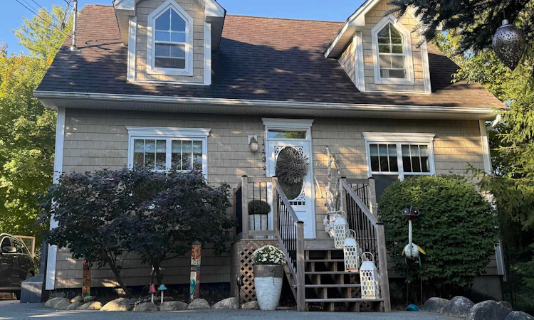 48 Pond Street