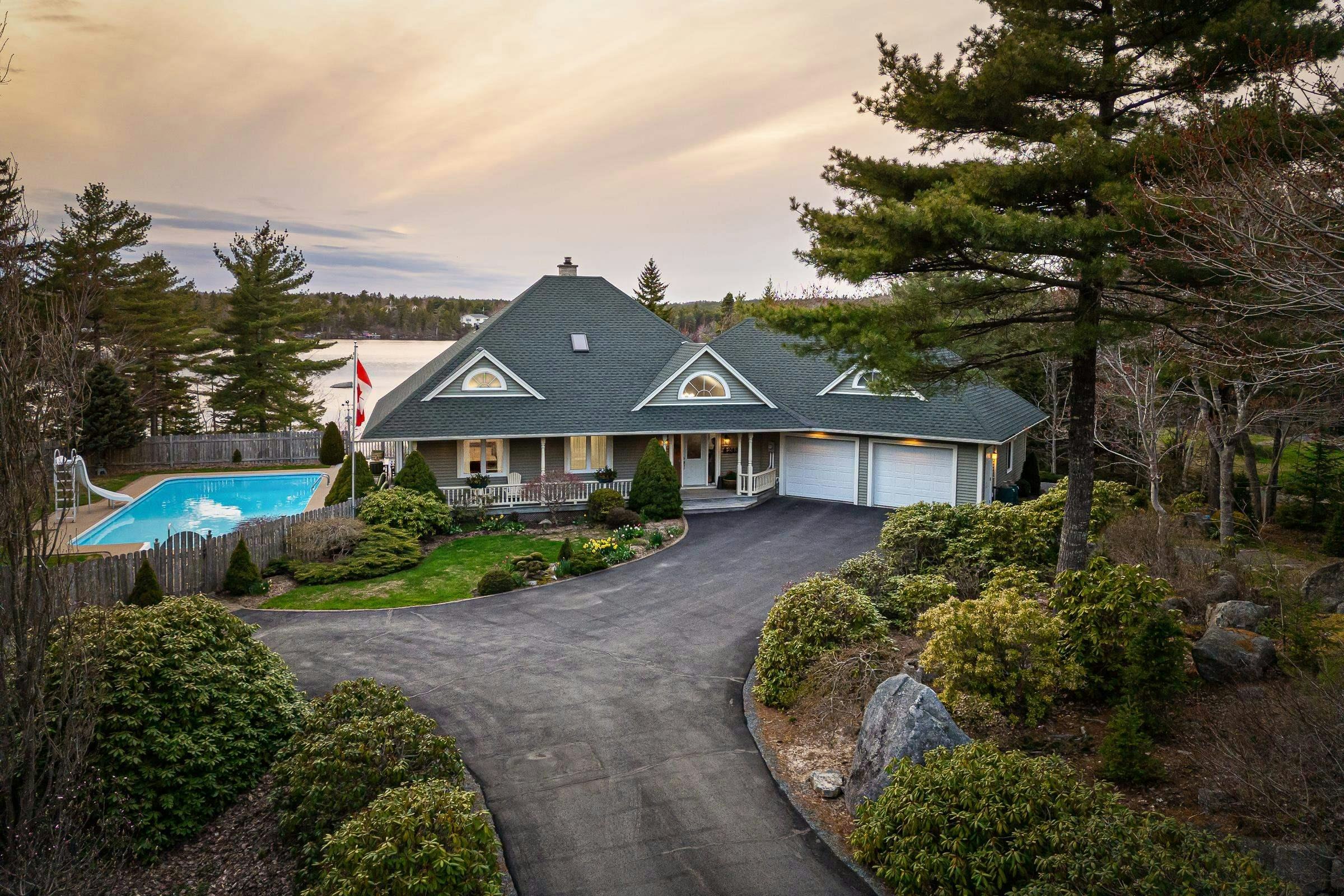 243 Lakeshore Drive, Hammonds Plains, NS, B4B 1X1