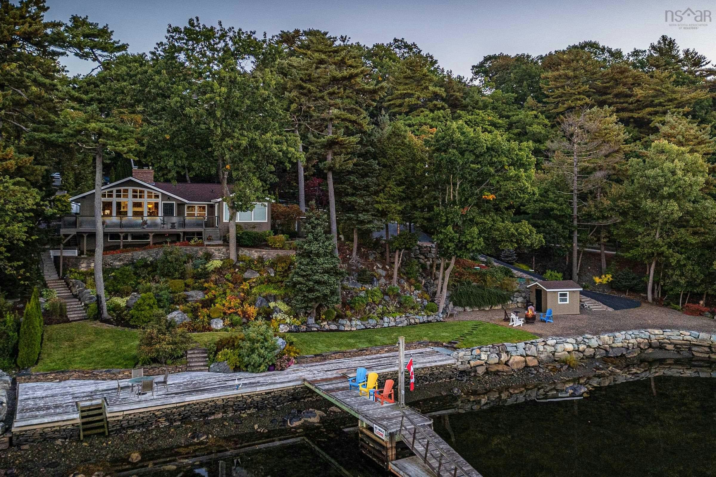 1077 Shore Drive, Bedford, NS, B4A 2E6