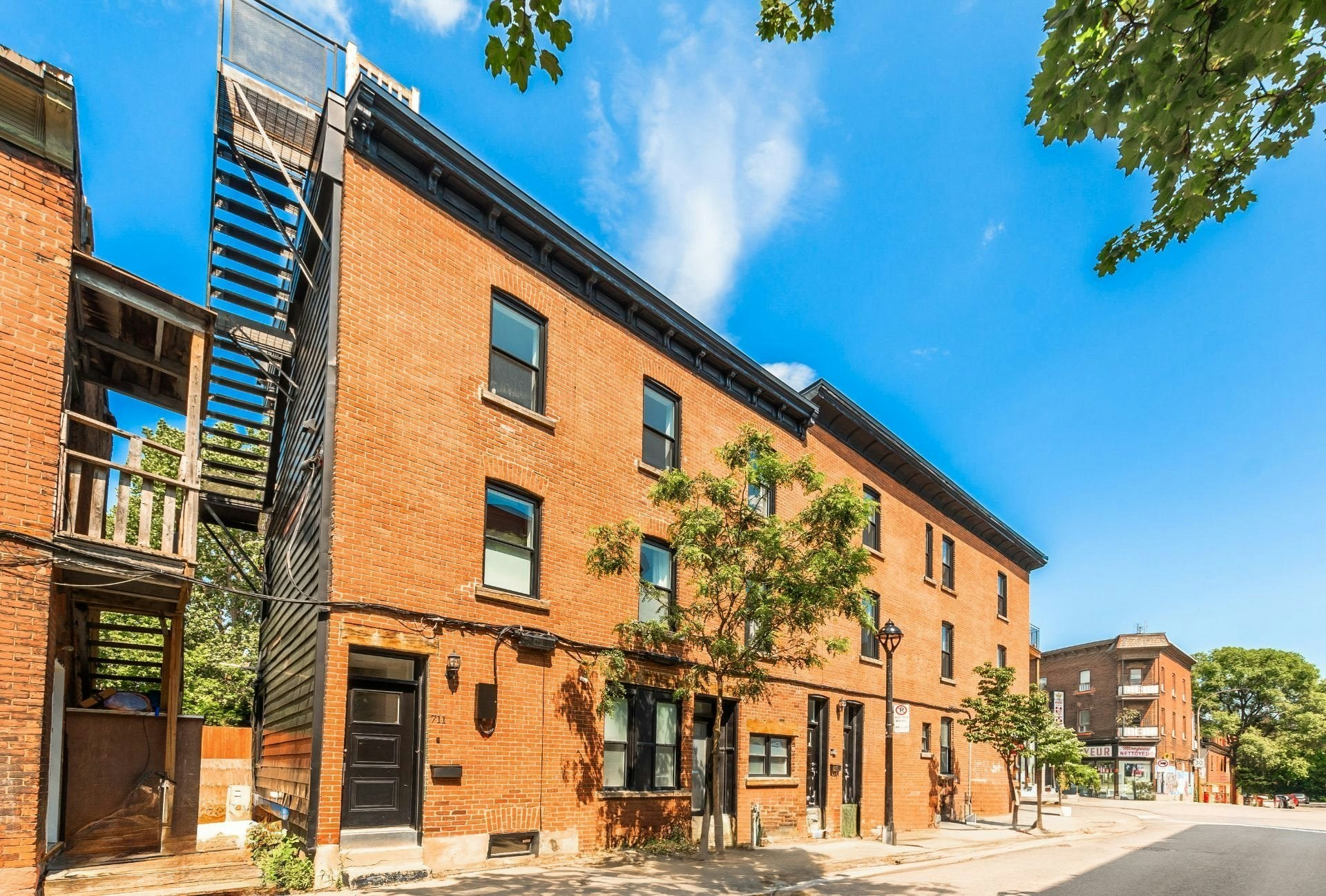 711 St Philippe Rue, Montréal, QC, H4C 2V7 - 22