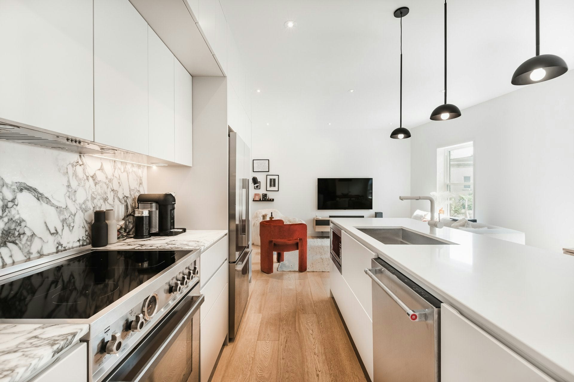711 St Philippe Rue, Montréal, QC, H4C 2V7 - 8