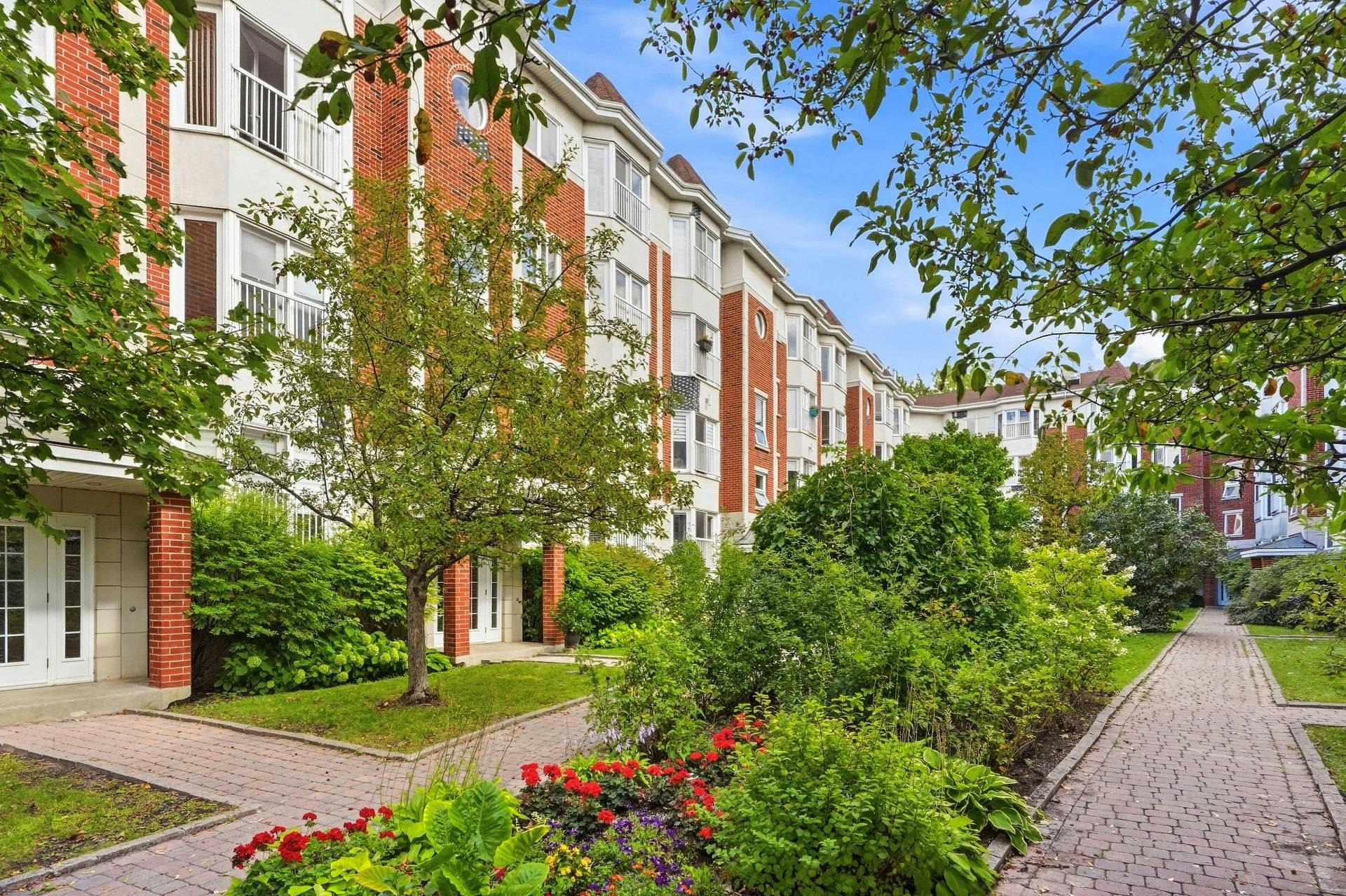 402-188 Gary Carter Rue, Montréal, QC, H2R 2V7
