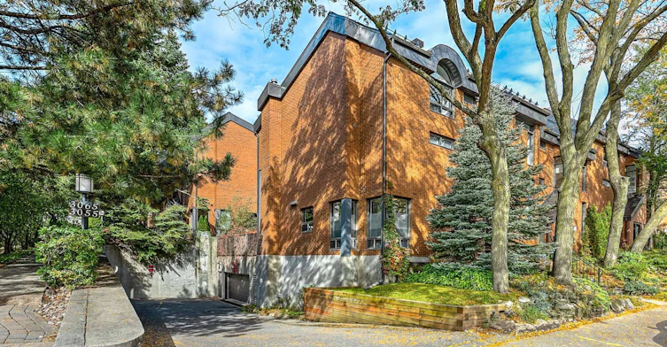 3035 Le Boulevard, Montréal, QC, H3Y 1R8 - 26