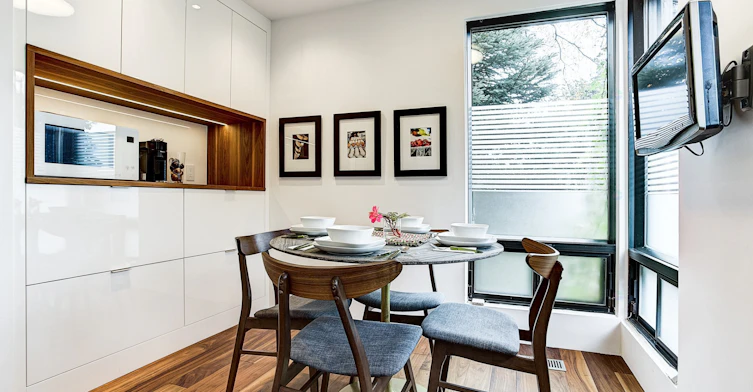 3035 Le Boulevard, Montréal, QC, H3Y 1R8 - 11