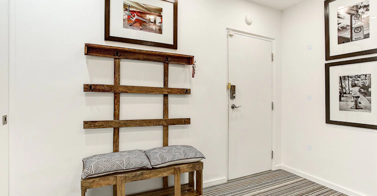 3035 Le Boulevard, Montréal, QC, H3Y 1R8 - 24