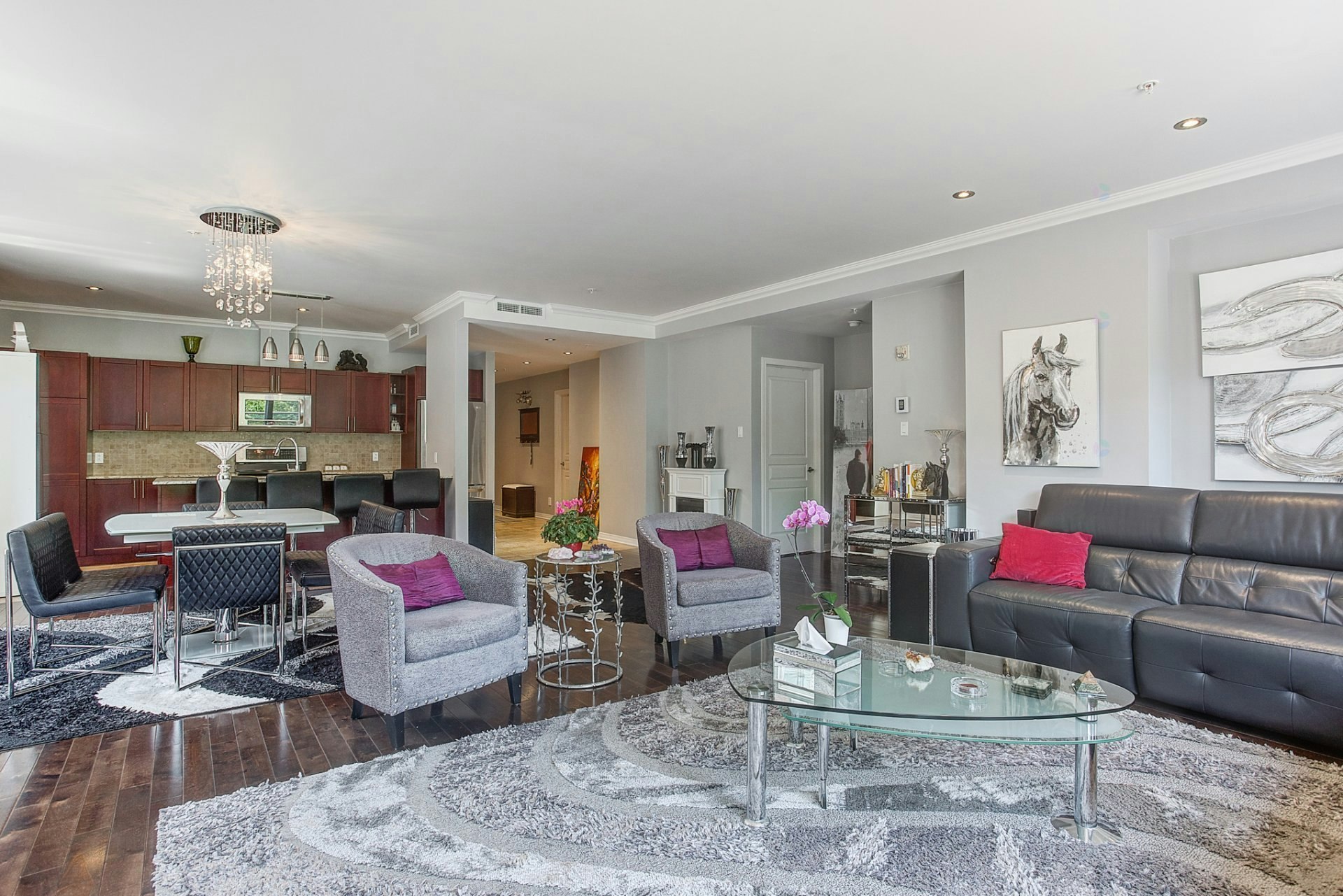 307-550 De La Côte Vertu Boulevard, Montréal, QC, H4L 1X9 - 2