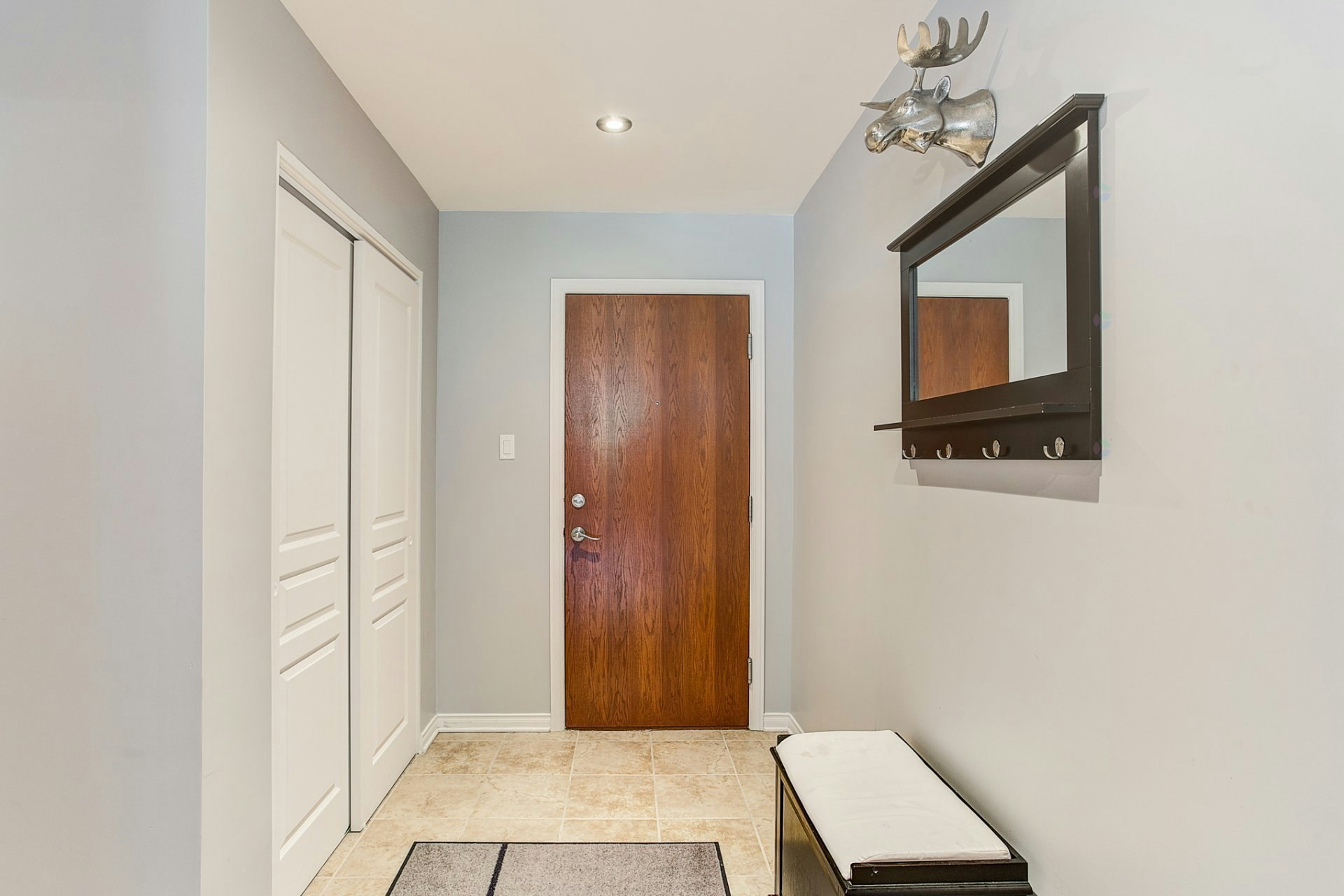 307-550 De La Côte Vertu Boulevard, Montréal, QC, H4L 1X9 - 3