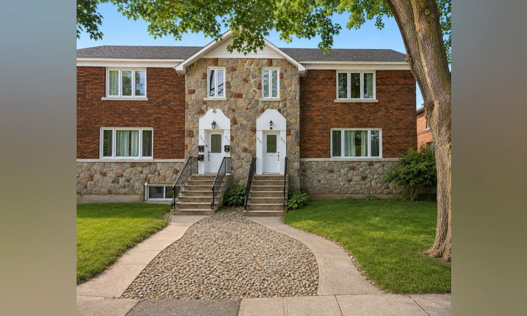 3235-3237 Appleton Avenue