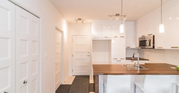 110-9660 William Fleming Rue, Montréal, QC, H8R 0C6 - 4