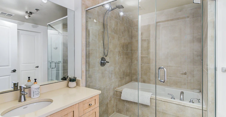 609-551 De La Montagne Rue, Montréal, QC, H3C 6S4 - 9