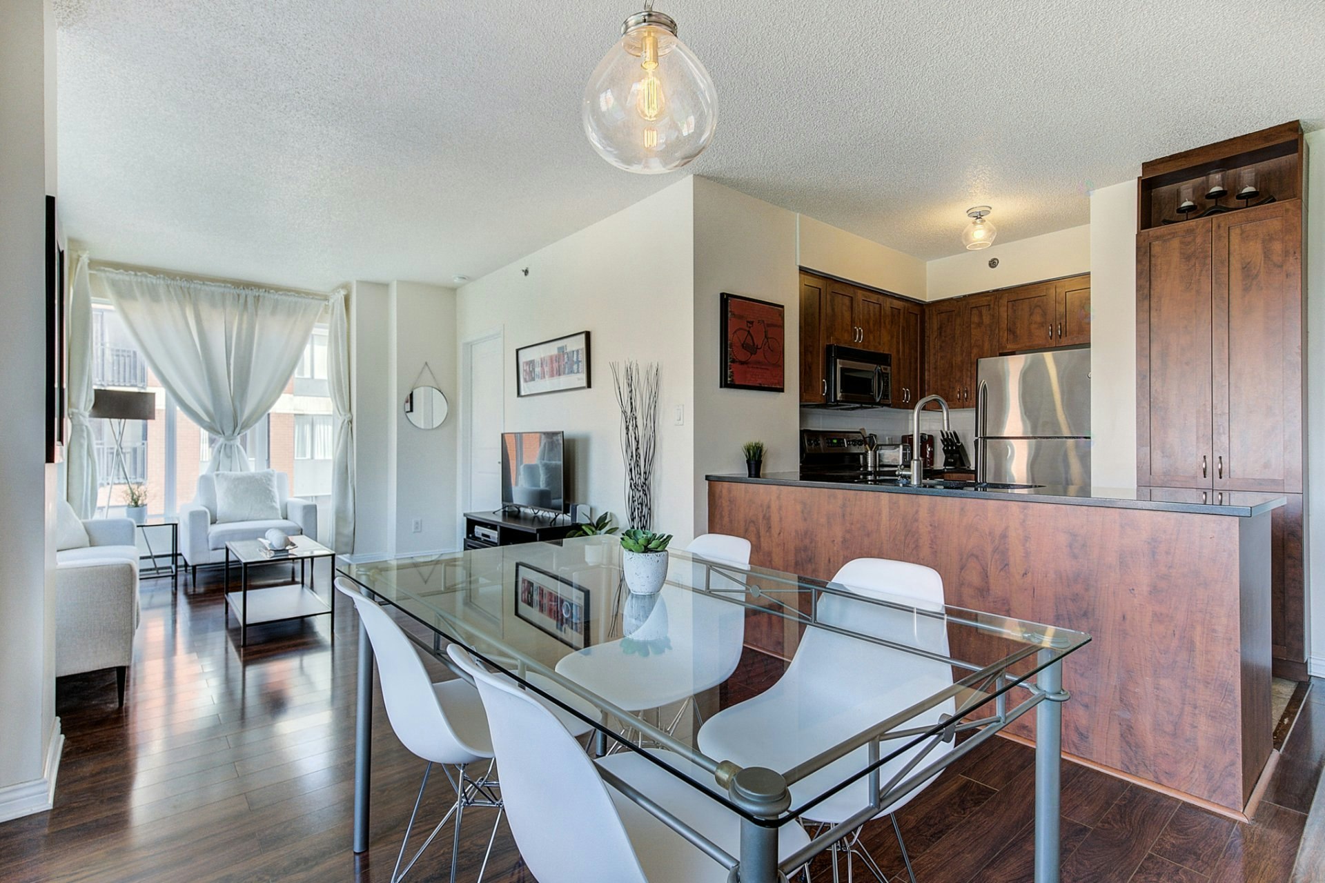609-551 De La Montagne Rue, Montréal, QC, H3C 6S4 - 4