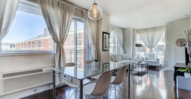 609-551 De La Montagne Rue, Montréal, QC, H3C 6S4 - 3