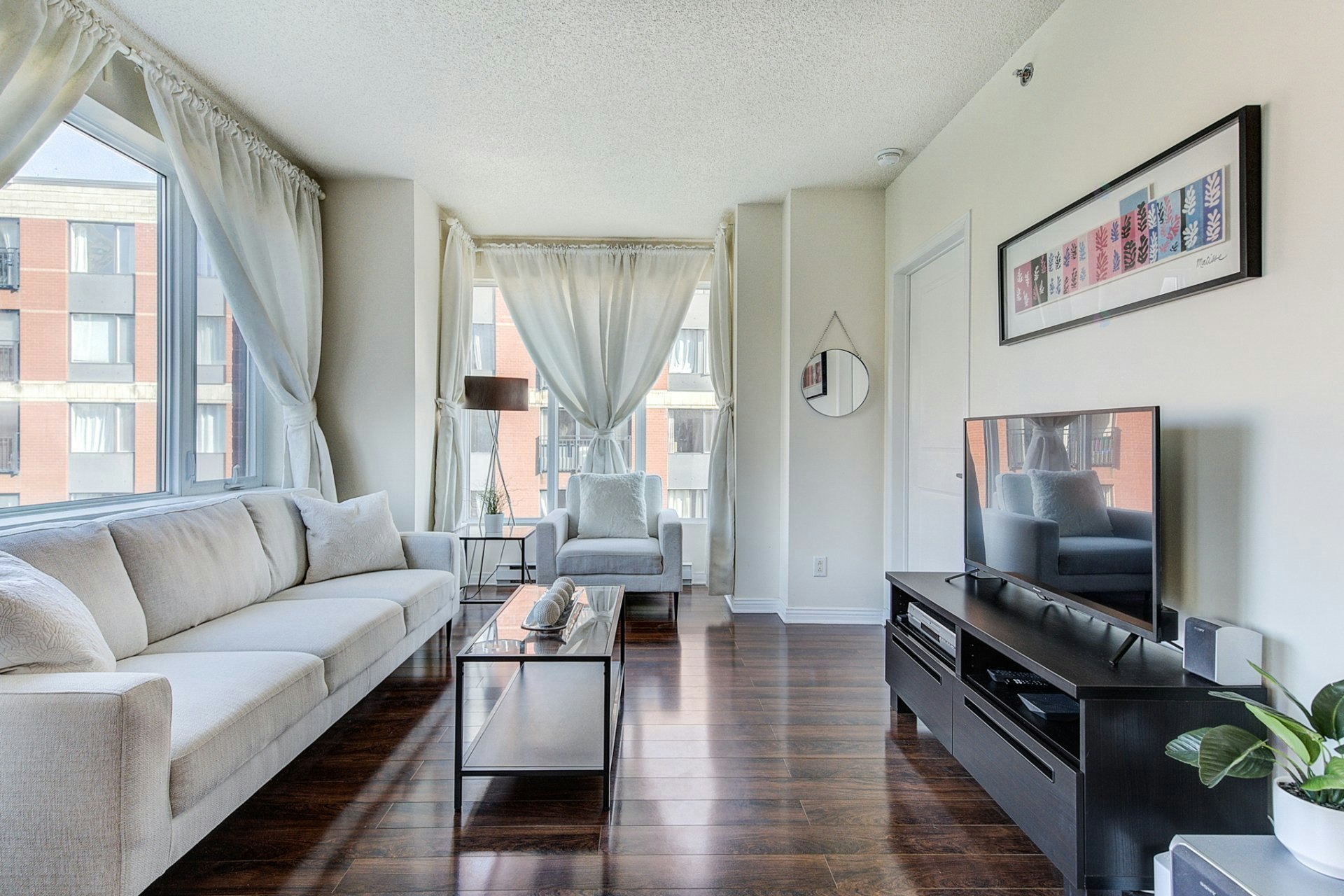 609-551 De La Montagne Rue, Montréal, QC, H3C 6S4 - 2