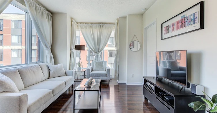 609-551 De La Montagne Rue, Montréal, QC, H3C 6S4 - 2