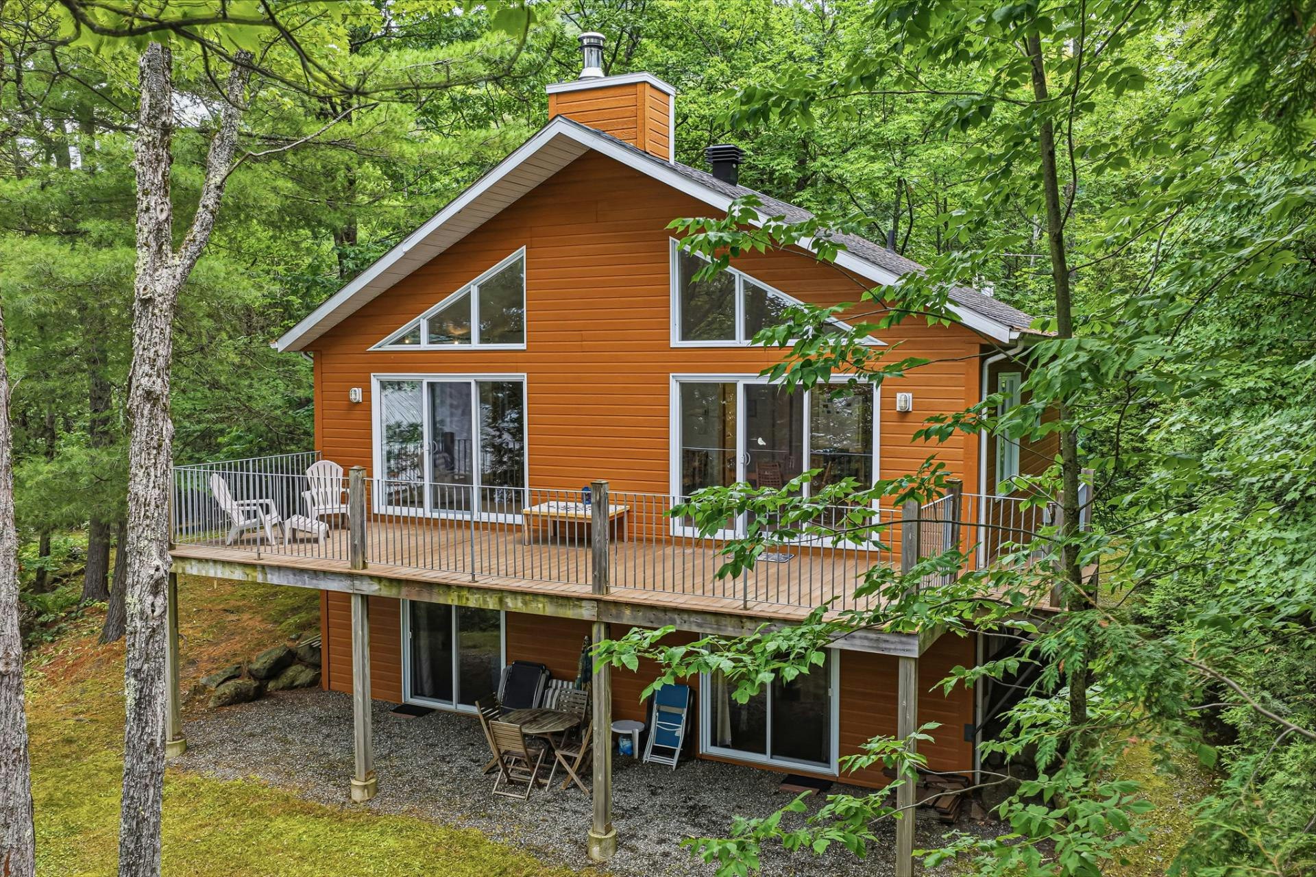 35 Du Rivage Chemin, Austin, QC, J0B 1B0