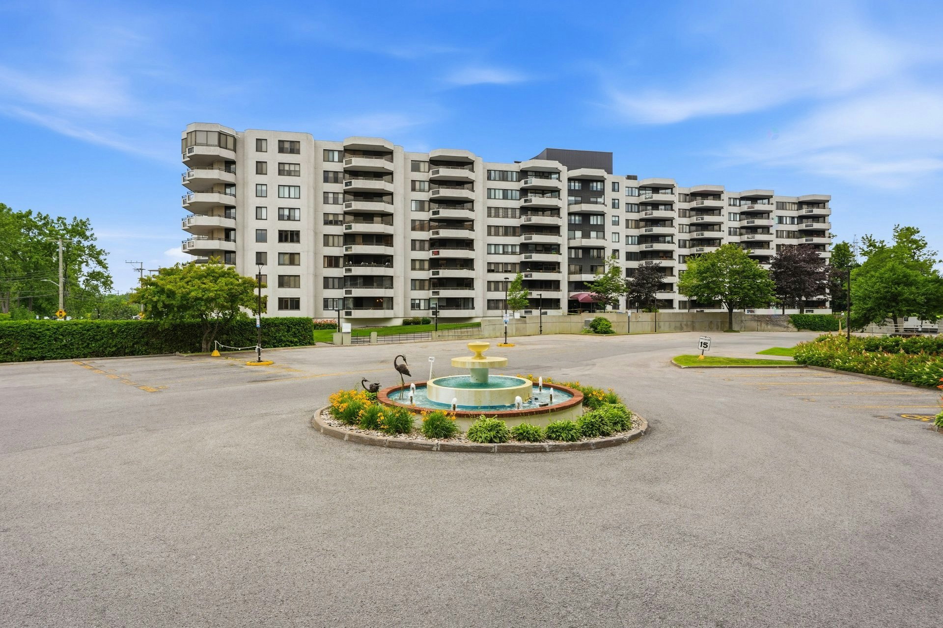 401-18 Du Bord Du Lac Lakeshore Chemin, Pointe-Claire, QC, H9S 5X9 - 30