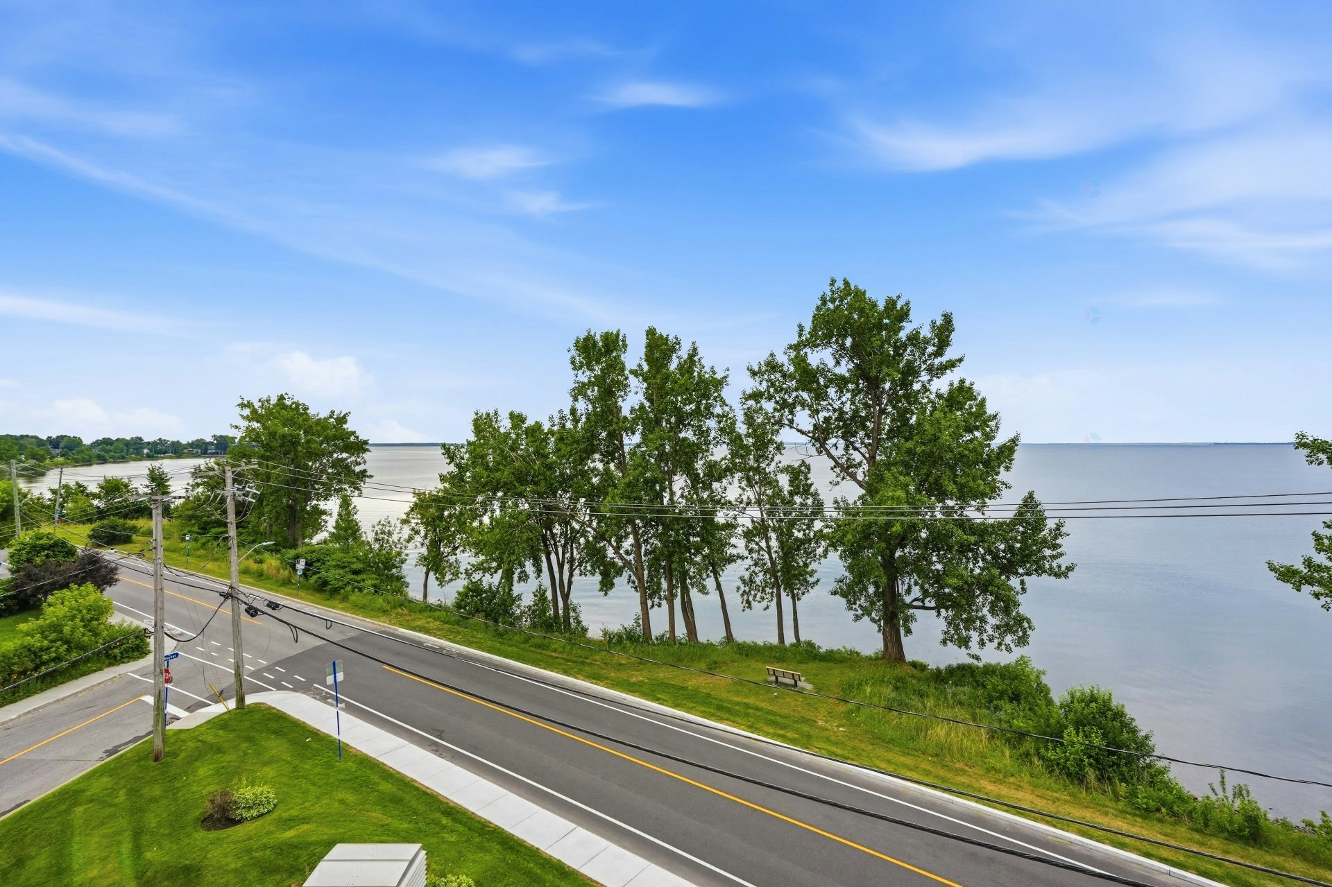 401-18 Du Bord Du Lac Lakeshore Chemin, Pointe-Claire, QC, H9S 5X9 - 5
